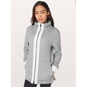 Lululemon‎ Light As Warmth Jacket Heathered Medium Grey / White Size 4 Full Zip